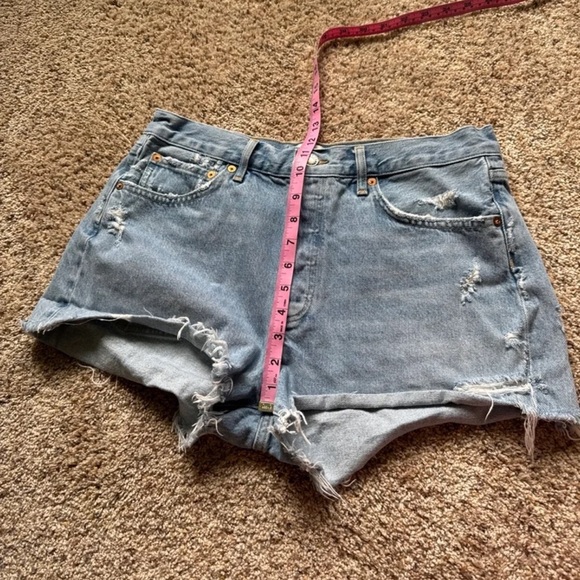 AGOLDE PARKER VINTAGE CUT OFF SHORT IN SWAPMEET size 29 - Picture 10 of 12